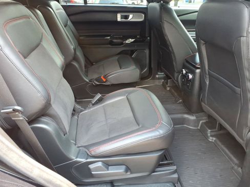 Certified 2023 Ford Explorer ST-Line w/ Class IV Trailer Tow Package AWD/4WD image 28
