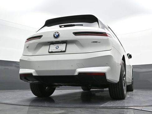 New 2026 BMW iX xDrive45 AWD/4WD image 27