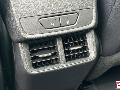 Used 2025 Chevrolet Equinox ACTIV w/ Convenience Package III image 15