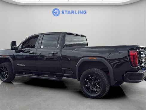 Used 2022 GMC Sierra 2500 AT4 image 4