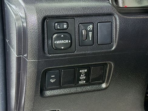 Used 2016 Toyota 4Runner SR5 image 10