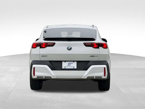 Used 2026 BMW X2 xDrive28i AWD/4WD image 8