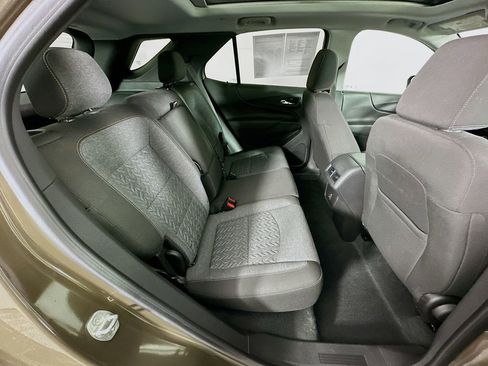 Used 2023 Chevrolet Equinox LT image 34