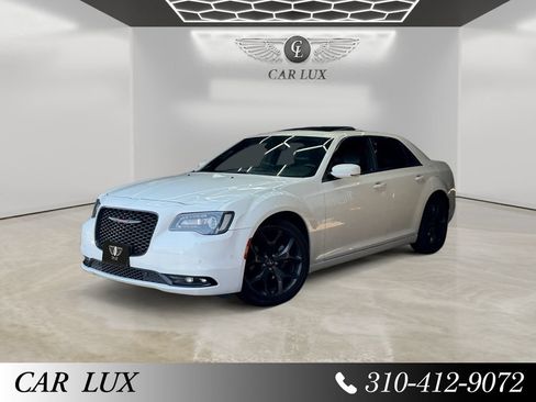 Used 2022 Chrysler 300 S RWD image 1