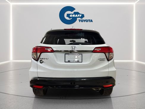 Used 2021 Honda HR-V Sport image 8