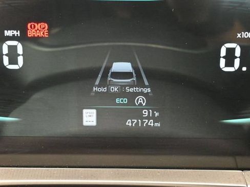Used 2025 Kia Telluride S AWD/4WD image 39