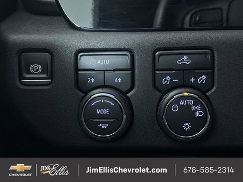 Certified 2025 Chevrolet Silverado 1500 LT image 19