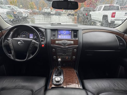 Used 2019 Nissan Armada SL image 10