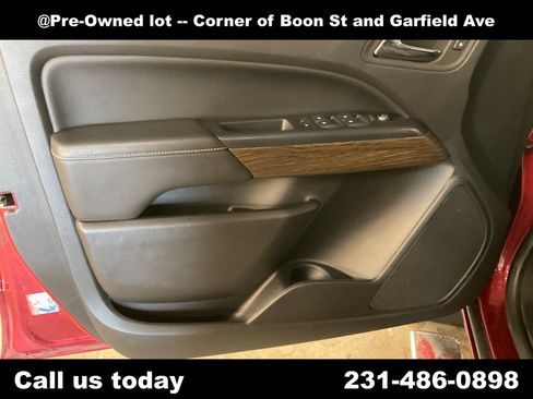 Used 2019 GMC Canyon Denali AWD/4WD image 15