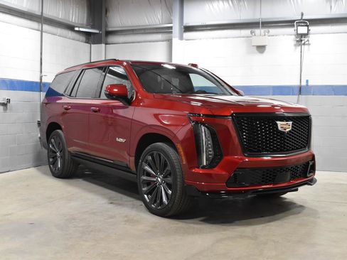 Certified 2026 Cadillac Escalade V AWD/4WD image 34