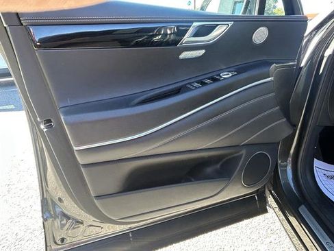 Used 2025 Genesis GV80 2.5T Standard image 24
