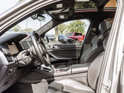 Used 2021 BMW X5 M w/ Competition Package image 28