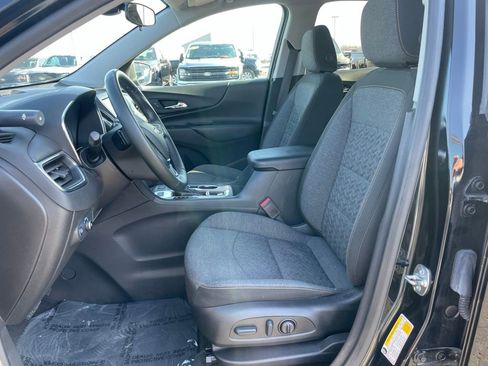 Used 2024 Chevrolet Equinox LT AWD/4WD image 7