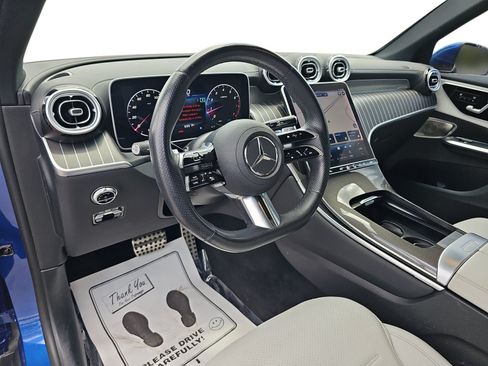Used 2023 Mercedes-Benz GLC 300 image 13