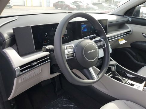 New 2026 Hyundai Tucson SEL image 18