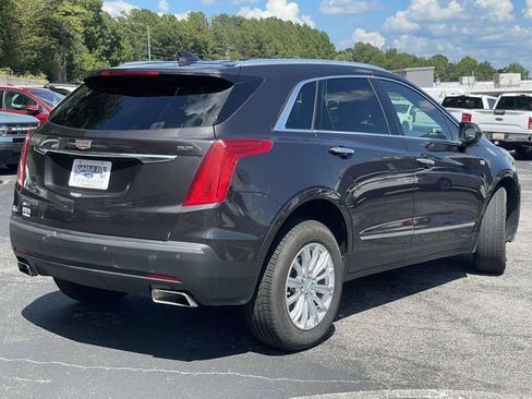 Used 2018 Cadillac XT5 AWD image 3
