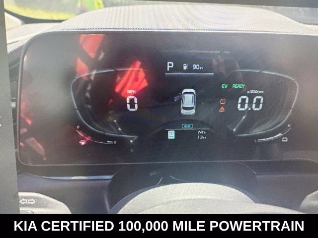 Used 2023 Kia Niro EX FWD image 4