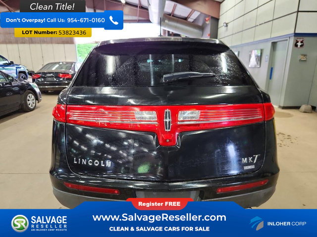 Used 2014 Lincoln MKT AWD image 8