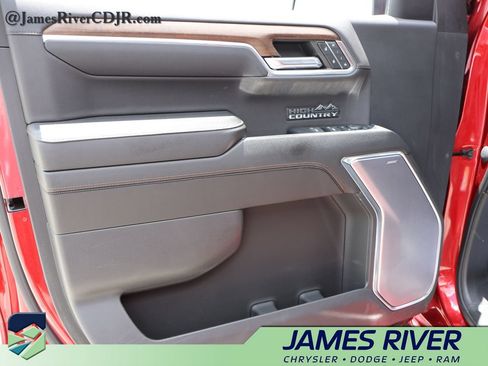 Used 2023 Chevrolet Silverado 1500 High Country w/ Technology Package AWD/4WD image 20