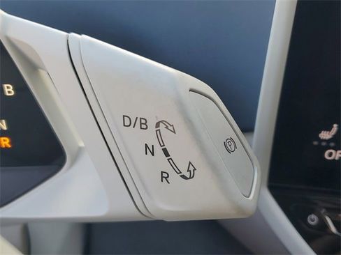 Used 2023 Volkswagen ID.4 Pro S image 28