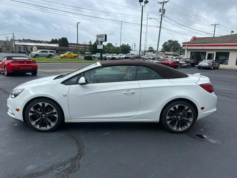 Used 2019 Buick Cascada Premium FWD image 21