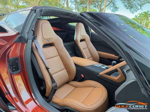 Used 2015 Chevrolet Corvette Z06 w/ 3LZ Preferred Equipment Group image 33