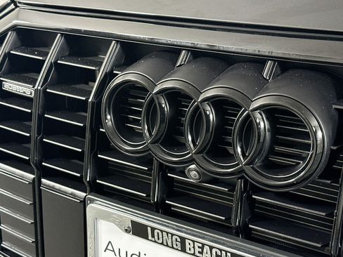 Used 2023 Audi Q3 2.0T Premium Plus w/ Premium Plus Package AWD/4WD image 14