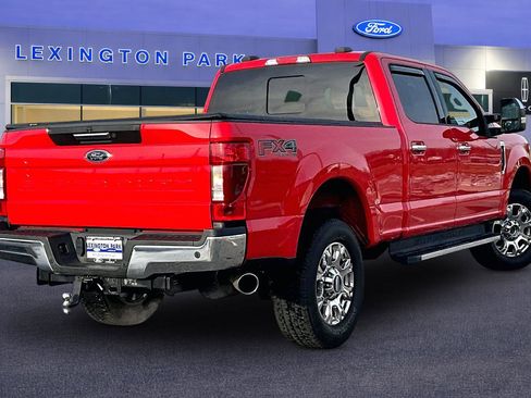 Used 2022 Ford F250 Lariat w/ Chrome Package image 5
