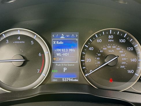 Used 2016 Lexus ES 350 350 w/ Premium Package w/Wood Trim image 13