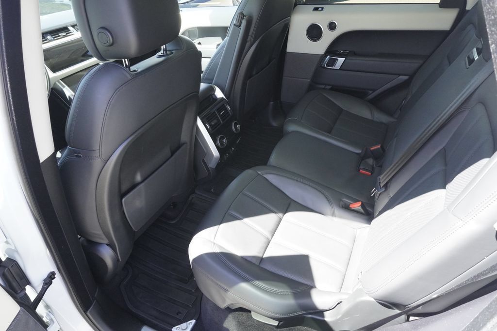 Used 2022 Land Rover Range Rover Sport HSE Silver Edition AWD/4WD image 29