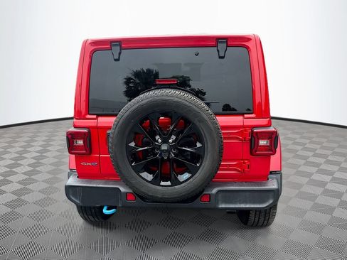 Certified 2023 Jeep Wrangler Unlimited Sahara AWD/4WD image 7