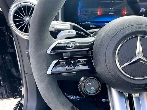 Used 2023 Mercedes-Benz SL 63 AMG 4MATIC w/ Driver Assistance Package image 21