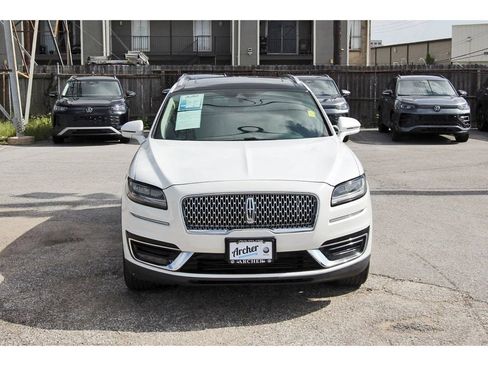 Used 2020 Lincoln Nautilus Reserve w/ Cargo Utility Package FWD image 2