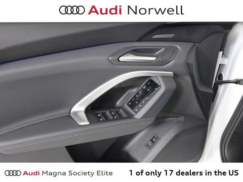 Certified 2025 Audi Q5 Premium w/ Premium Plus AWD/4WD image 21