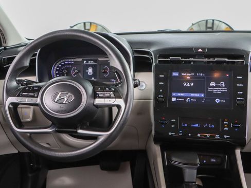 Used 2024 Hyundai Tucson SEL FWD image 17