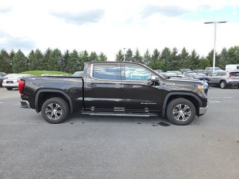 Used 2020 GMC Sierra 1500 SLE w/ SLE Value Package AWD/4WD image 19