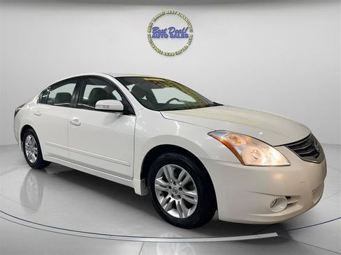 Used 2011 Nissan Altima 2.5 SL w/ 2.5SL Pkg FWD image 7