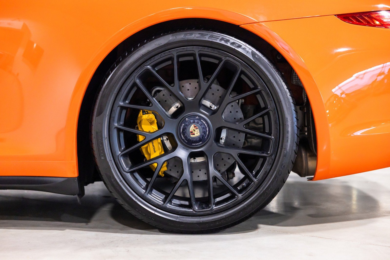 Used 2016 Porsche 911 GT3 RS image 16