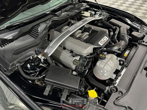 Used 2017 Ford Mustang GT w/ GT Performance Package image 41