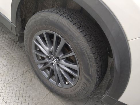 Used 2020 MAZDA CX-5 Touring FWD image 31