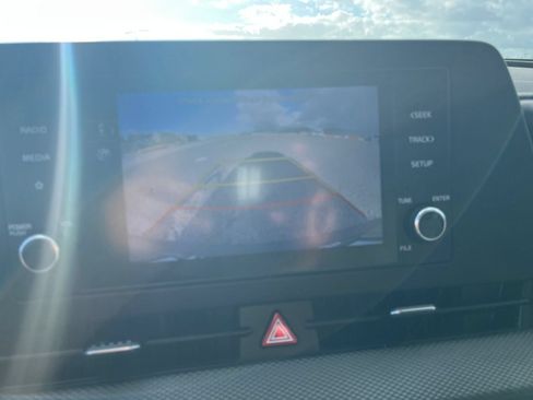 Used 2025 Kia Sportage LX FWD image 19
