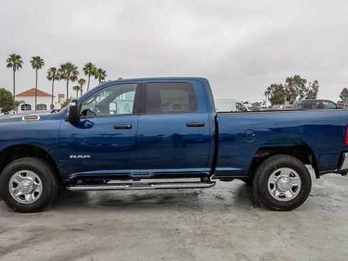 Used 2024 RAM 2500 Big Horn w/ Bed Utility Group AWD/4WD image 14