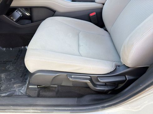 Used 2020 Honda HR-V EX image 13