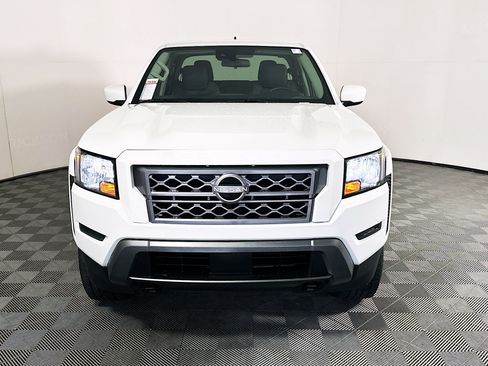 Used 2023 Nissan Frontier SV AWD/4WD image 8