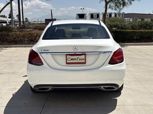 Used 2019 Mercedes-Benz C 300 Sedan image 4