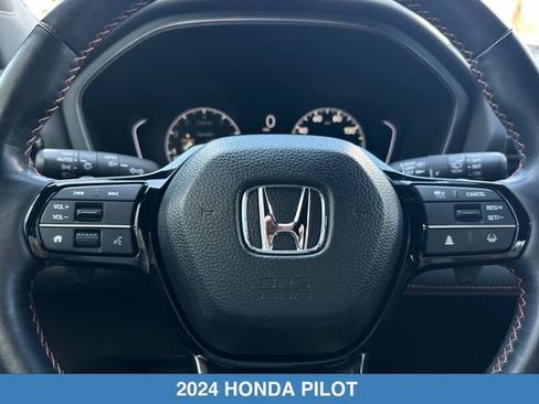 Certified 2024 Honda Pilot TrailSport image 27
