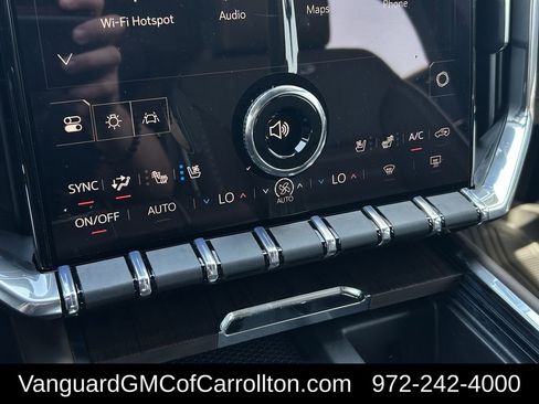 New 2026 GMC Acadia Denali Ultimate w/ LPO, Floor Liner Package image 16