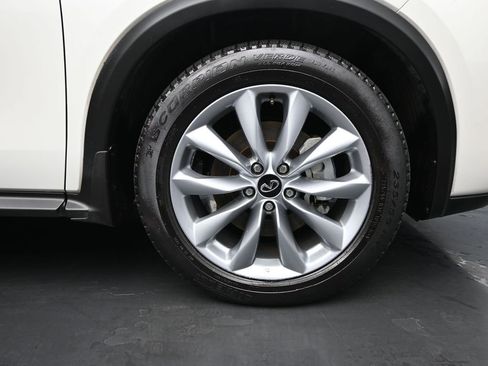 Used 2022 INFINITI QX50 Essential AWD/4WD image 10