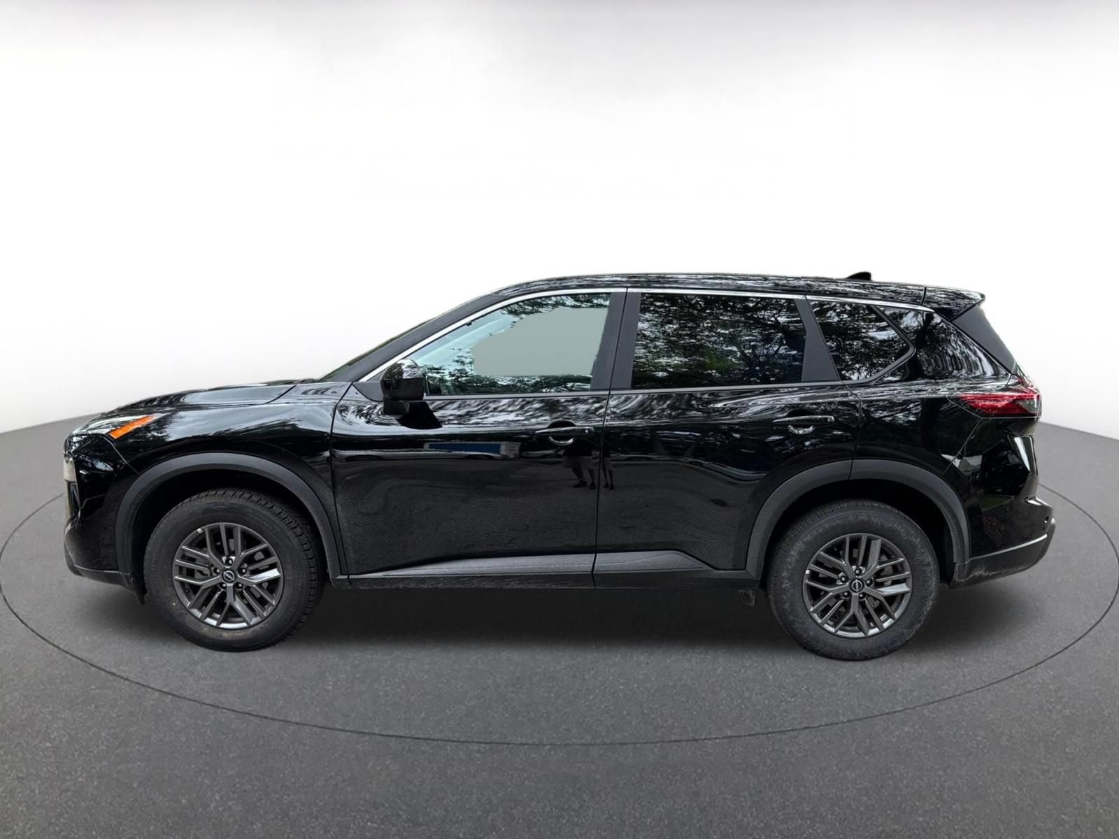 Used 2026 Nissan Rogue SV AWD/4WD image 7