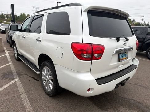 Used 2017 Toyota Sequoia Platinum AWD/4WD image 26